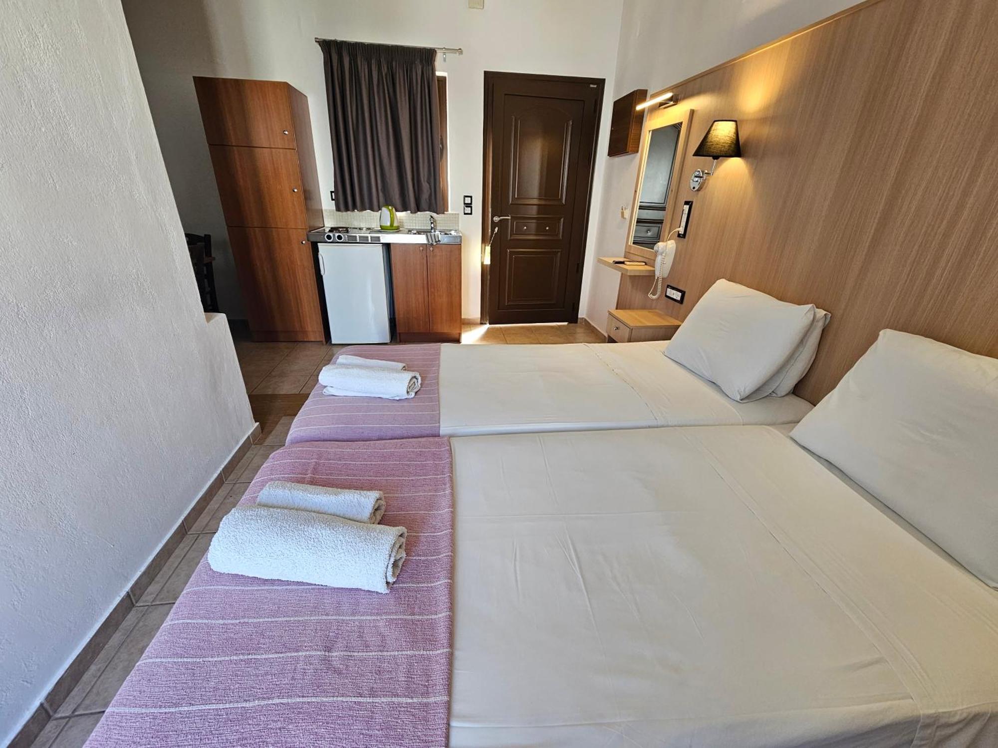 Elounda Sunrise Apartments Exterior photo